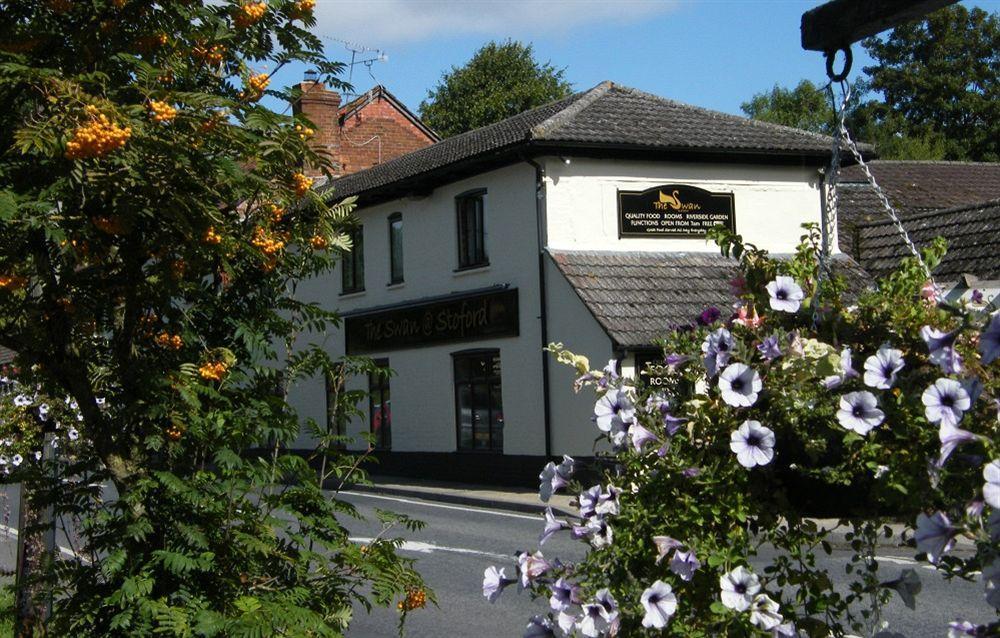 The Swan At Stoford Otel Stapleford  Dış mekan fotoğraf