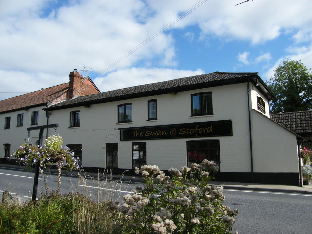 The Swan At Stoford Otel Stapleford  Dış mekan fotoğraf