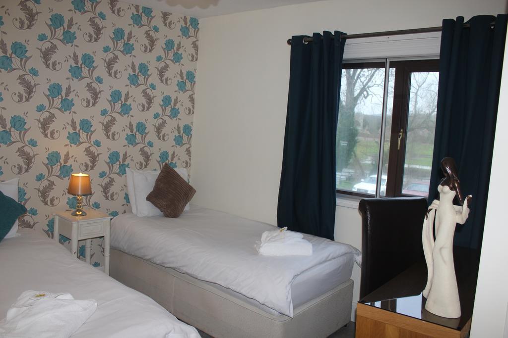 The Swan At Stoford Otel Stapleford  Dış mekan fotoğraf