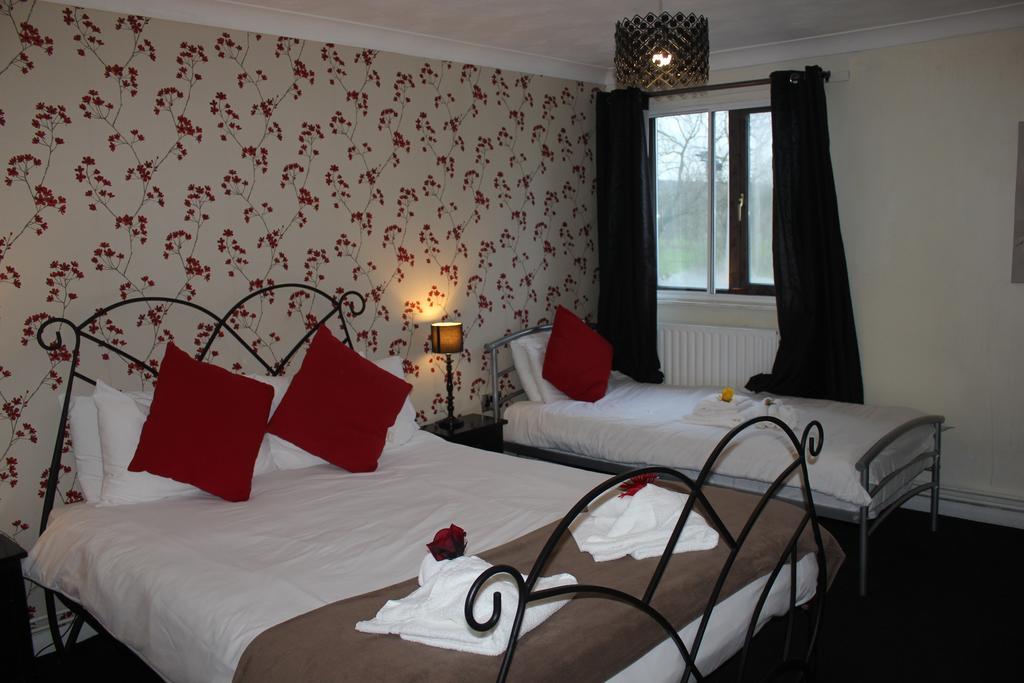 The Swan At Stoford Otel Stapleford  Dış mekan fotoğraf